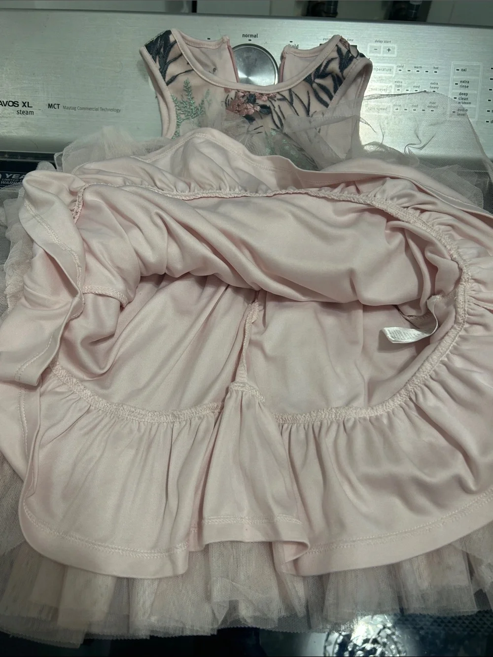 Girls size 4 dress tulle tutu like lined zipper back flower whimsical garden